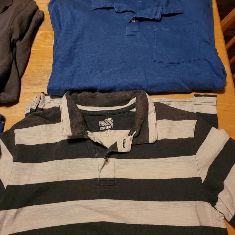 Euc lot of 18 boys size large - extra large (mostly large )  polo shirts